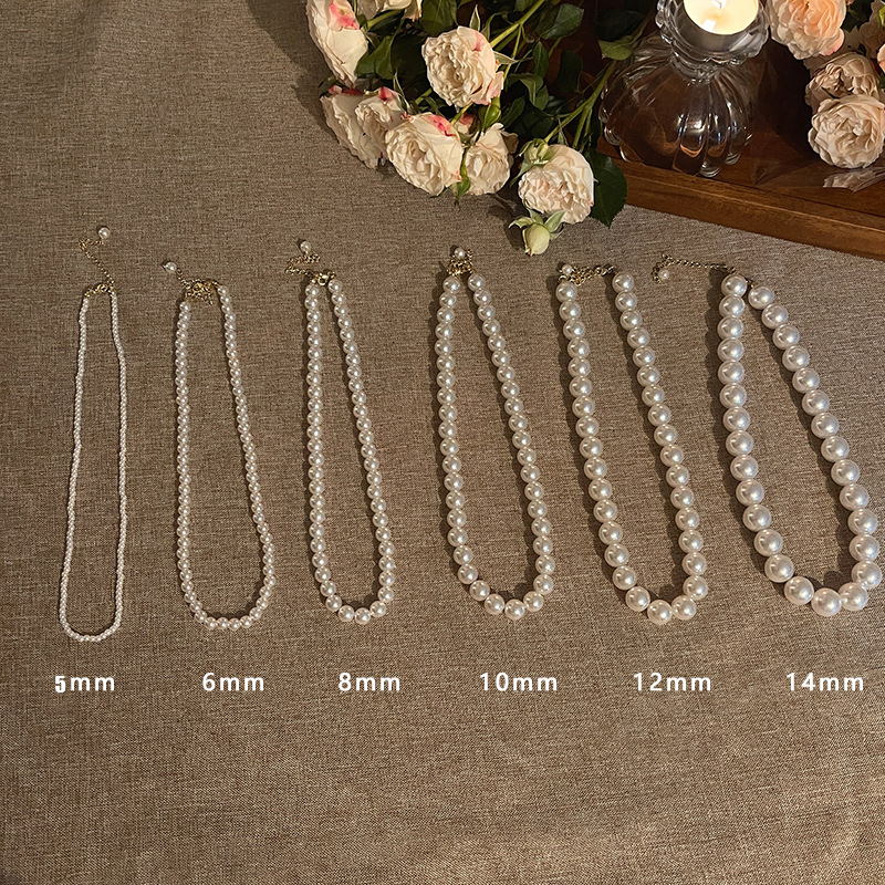 French retro pearl necklace for women, light luxury and niche collarbone chain, 2023 new bestseller, high-end neckchain, plain chain full figure