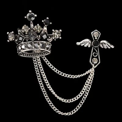 Z16 Yiwu factory direct sales: European and American men's brooches, British crown cross badges, tassels and accessories Application Scenario