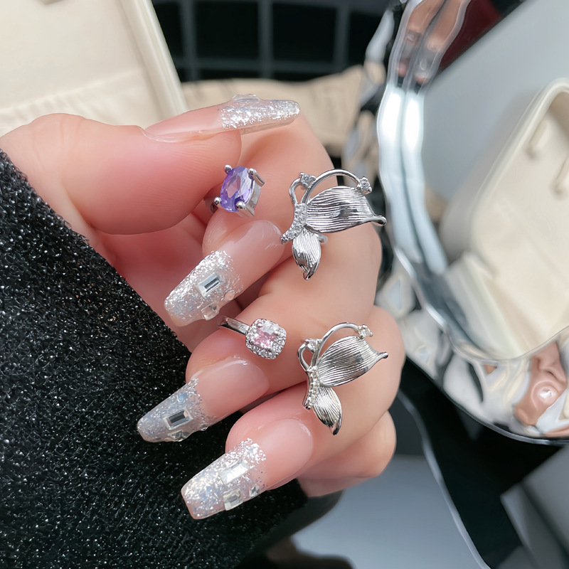 A pink, purple, diamond, butterfly-shaped, sweet and cool ring for women's fashion, an ins style, a niche and cold style, a high-end accessory full figure