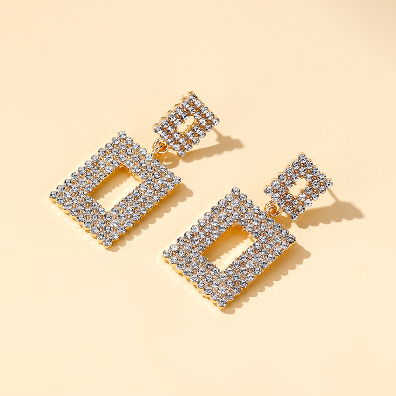Cross-border best-selling earrings: Exaggerated long diamond geometric earrings, elegant socialite style, simple hollowed-out square earrings Specification drawing