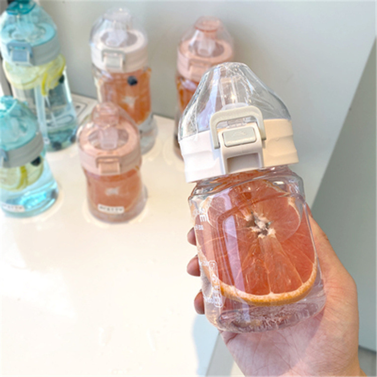 Plastic straws water cup for girls in Korean style, fresh and simple, with a drawstring scale, adult men's pop-up cap sports portable cup full figure
