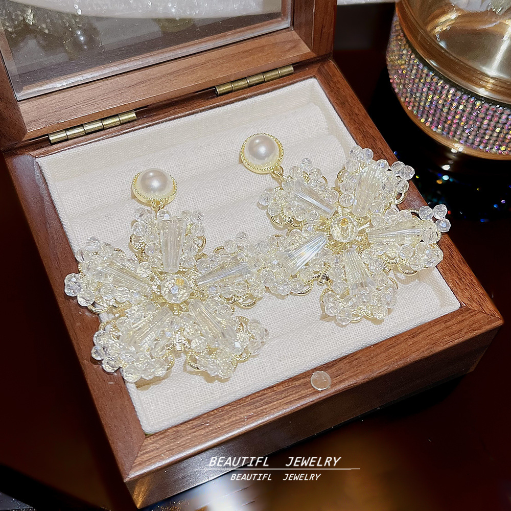 S925 Silver Needle New trendy and fashionable style crystal flower exaggerated earrings Long, exquisite and high-end, small earrings that show off the face Specification drawing