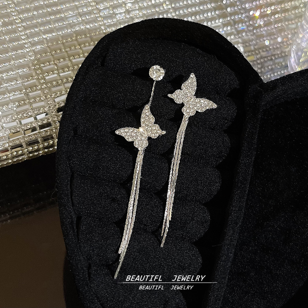 The new Korean-style ultra-sparkling asymmetrical butterfly tassel earrings feature a light luxury and niche design, which is simple and versatile Application Scenario