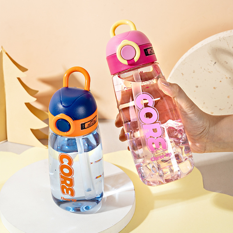 Wholesale of high-appeartion-level summer large-capacity outdoor sports plastic water bottles, children's water cups, household student straw cups full figure