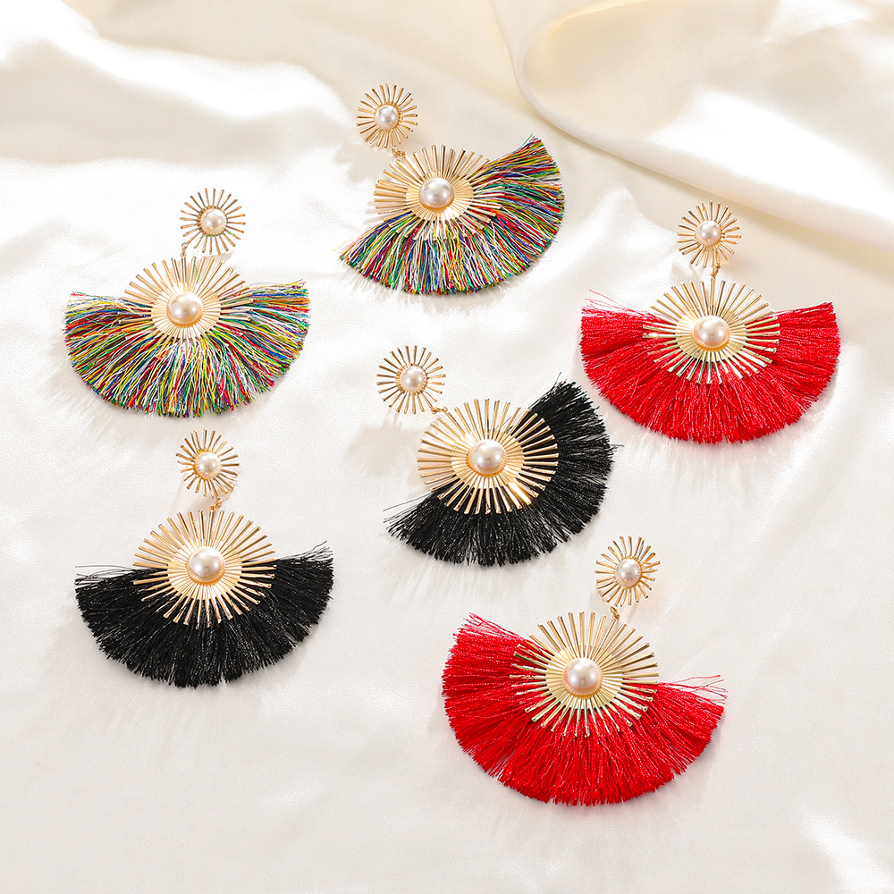 New cross-border fan-shaped tassel earrings, retro and fashionable ethnic style, pearl exaggerated earrings, Bohemian earrings details Picture