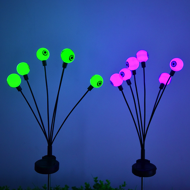 LED pumpkin lanterns, solar outdoor eyeball lights, Halloween lights, Christmas decoration and arrangement, courtyard lawn lights Application Scenario