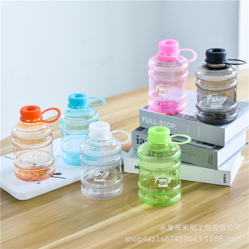 Portable cartoon plastic cup, popular fruit flower tea bucket cup, large-capacity milk tea kettle for children and girls, hand-held details Picture