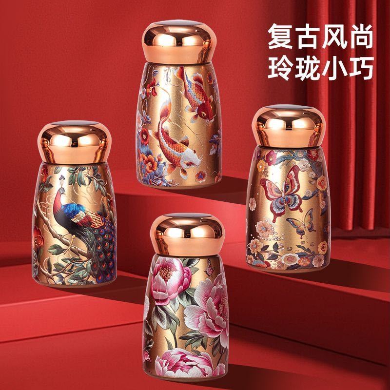 Mini National Trend Mushroom Cup for Women 2025, high appearance level pocket cup, portable and small, temperature screen display Little fat Ding insulated cup details Picture