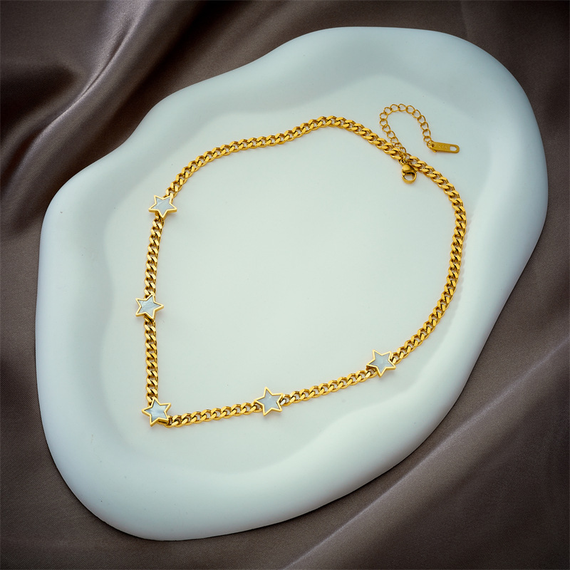 Korean-style fashionable and niche design, versatile five-pointed star chain titanium steel metal jewelry, exquisite collarbone necklace Specification drawing