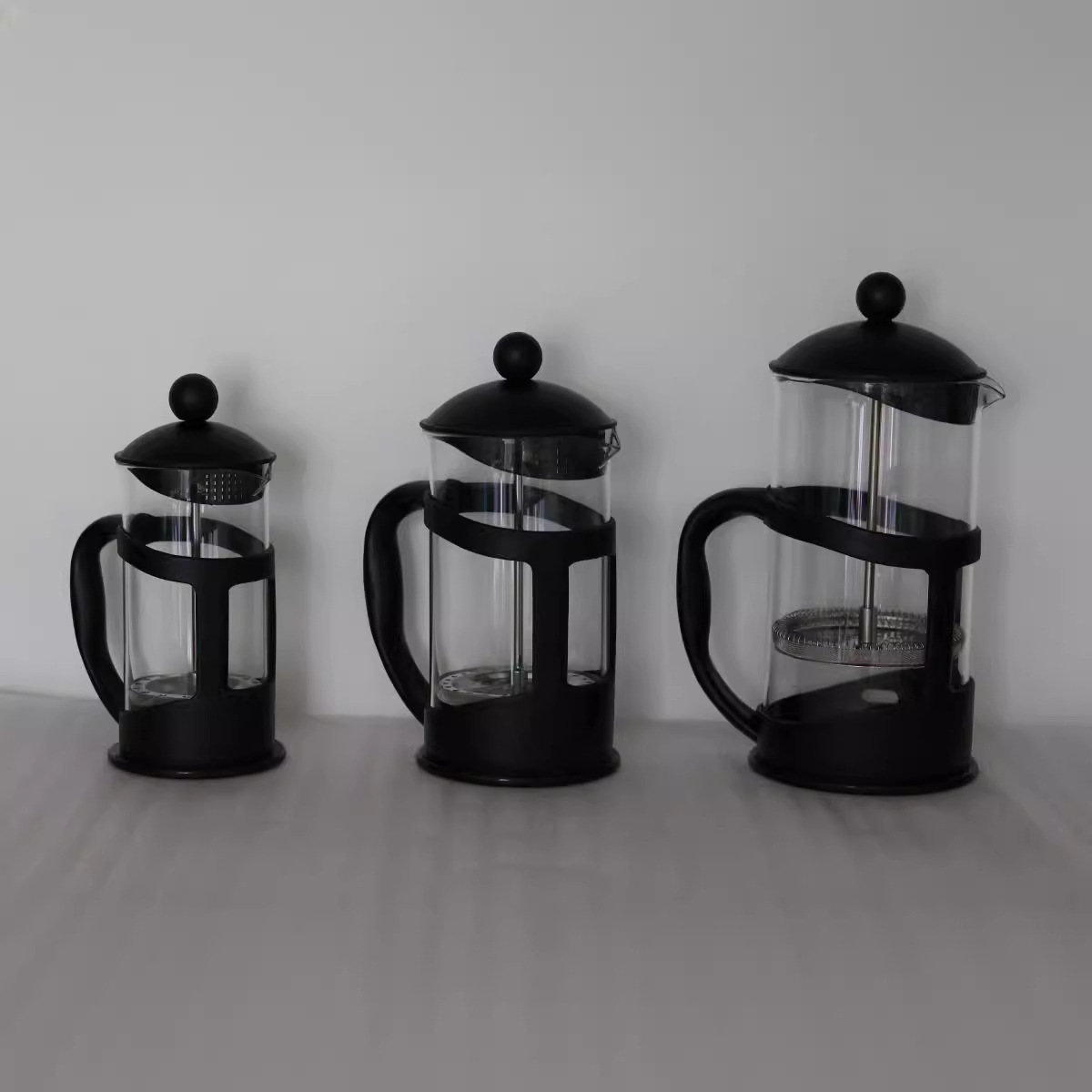 American filter press, coffee pot, French press, French filter press, heat-resistant glass tea pot, filter cup and pot full figure