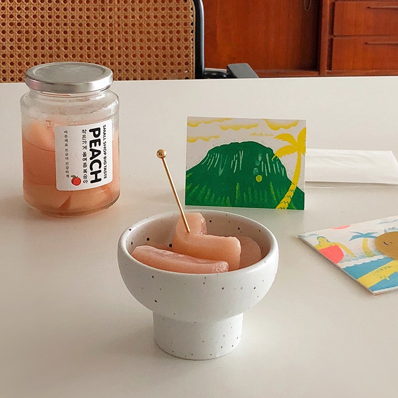 ins Korean creative dessert, personalized ice cream, small bowl, ceramic ink-splashed high bowl, ice cream, yogurt, fruit cup full figure