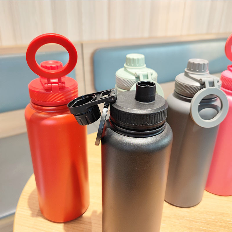 Cross-border powder-coated magnetic suction mobile phone, space water bottle, outdoor sports large-capacity 304 stainless steel vacuum insulated cup details Picture