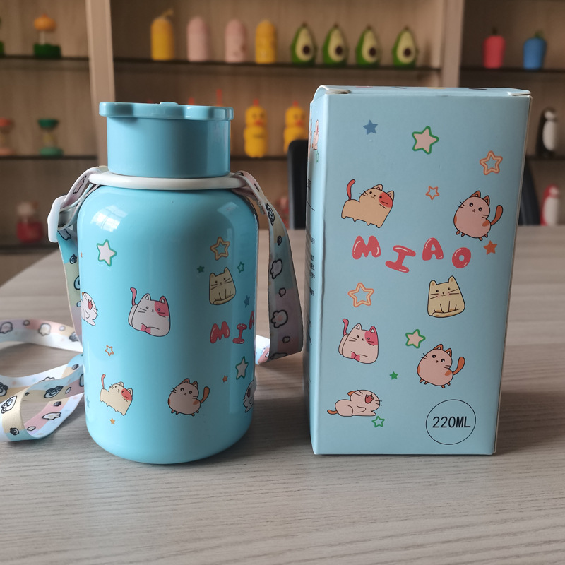 New creative cat-themed insulated cup with a crossbody strap, popular cartoon portable mini 304 stainless steel student water cup Application Scenario