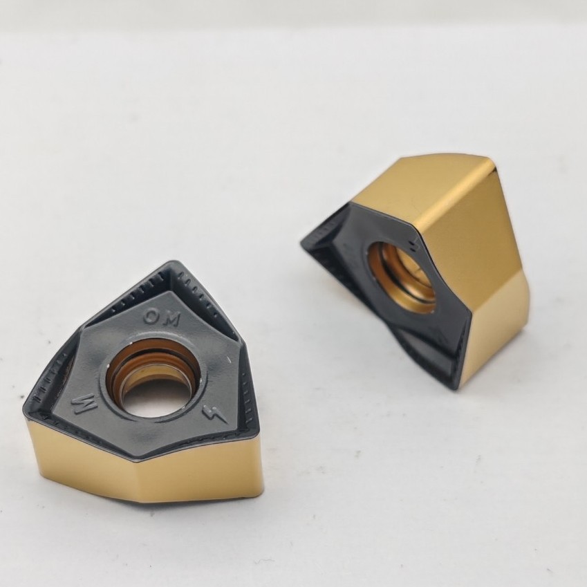 CNC peach-shaped external cylindrical turning blade WNMG080408-MF black gray OKE finish and semi-finish finish stainless steel Application Scenario