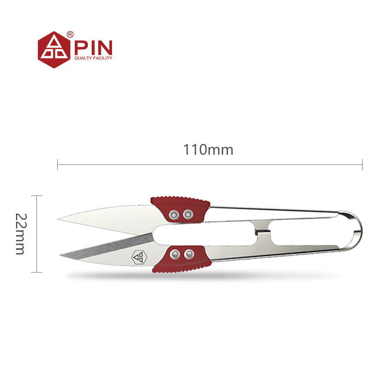 Great Luck PIN character small scissors, spring yarn scissors, stainless steel home tailor scissors, U-shaped cross-stitch scissors, thread ends Application Scenario