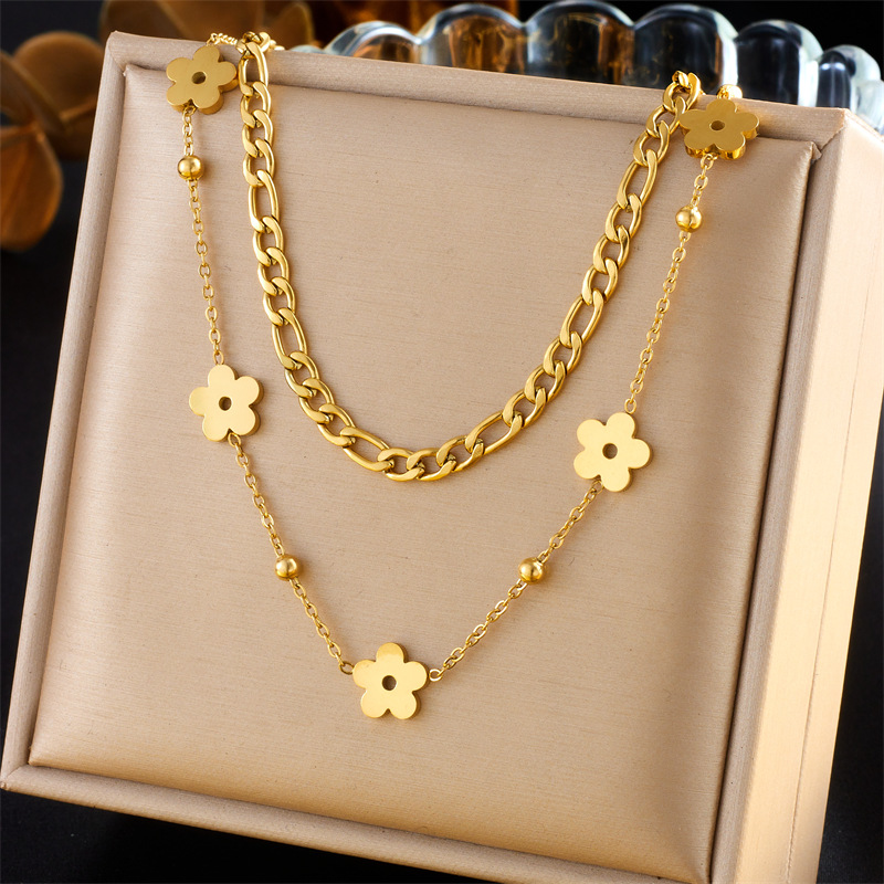 Korean-style fashionable and niche design, gold-plated stainless steel smooth floral accessory chain, double-layered necklace full figure