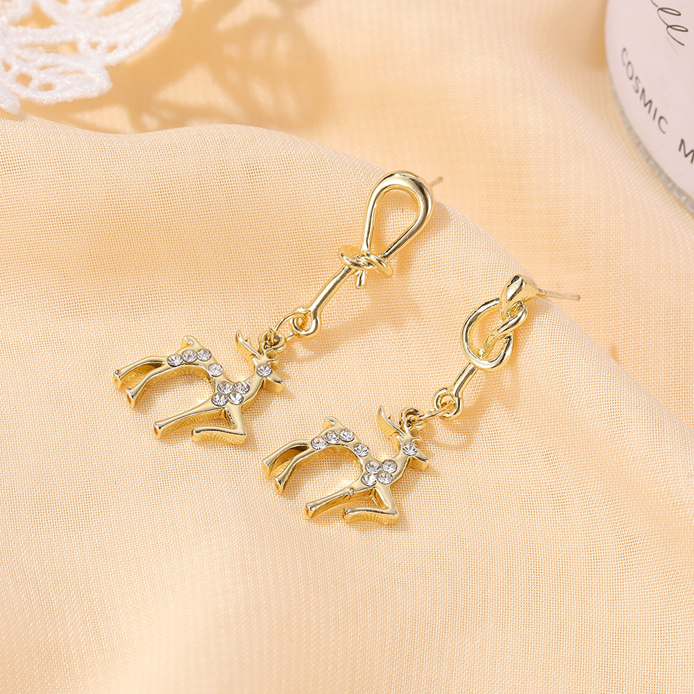 Christmas earrings, knotted deer earrings, simple and individual style, deer stud earrings, fresh and fresh forest-themed trendy earrings Specification drawing