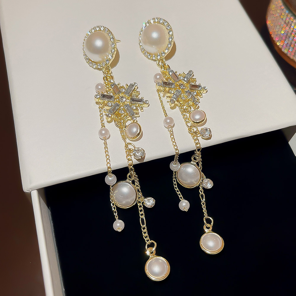 Wholesale of 2025 new trendy and trendy retro snowflake tassel earrings with a high-end Korean style and elegant light luxury style Specification drawing