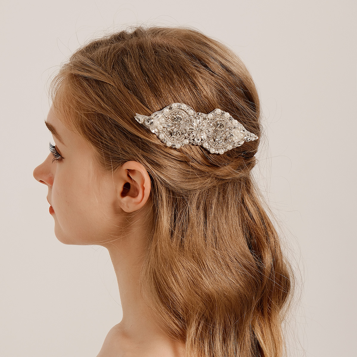 New cross-border accessories: Women's hair comb, wedding banquet updo, bride's headwear, luxurious handcrafted rhinestone and pearl insert comb full figure