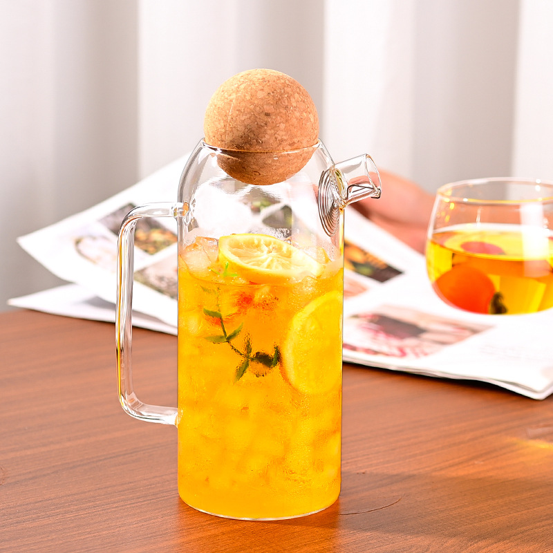 Wholesale of new teapots, storage jars, high borosilicate glass transparent sealed jars, spherical wooden stoppers, cold and heat resistant beverage POTS full figure
