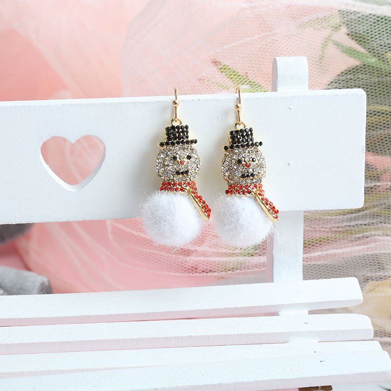 Cute Christmas earrings from Europe and America, with ear hooks, snowman earrings full of diamonds and sticky balls, and simple holiday earrings full figure