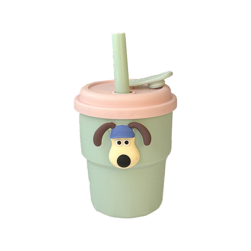 New summer plastic cup with high appearance level, heat-resistant straw, food-grade plastic hand-held large-capacity water cup, portable Item Picture