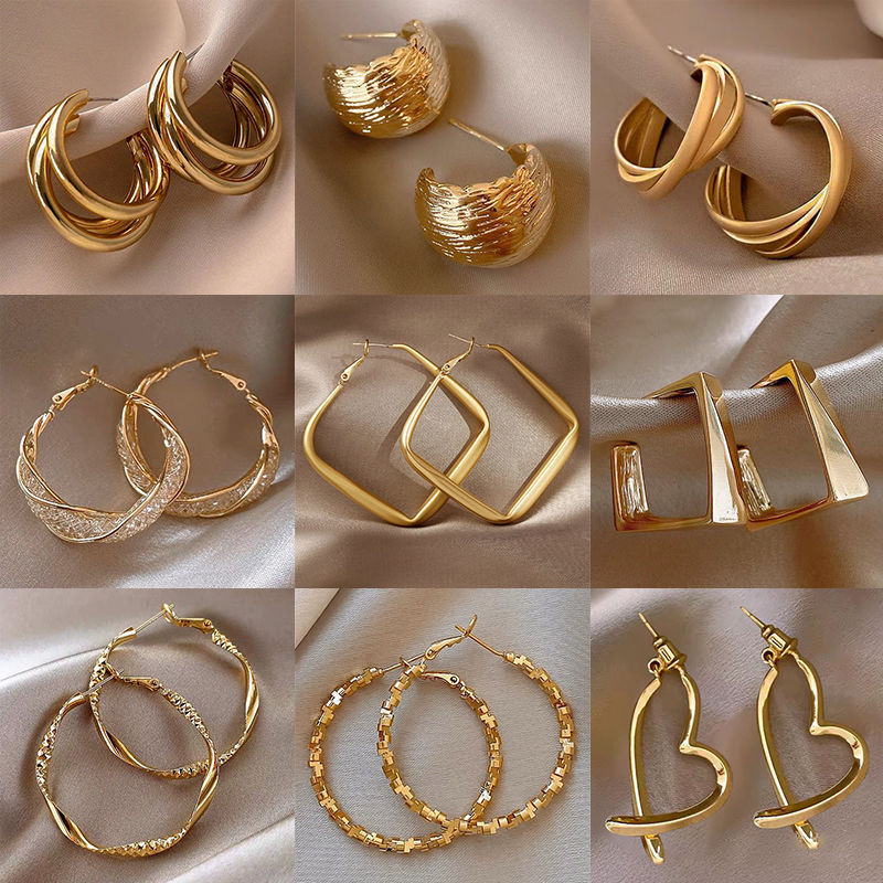 Golden Hong Kong-style earrings, 2024 new metal stud earrings, niche high-end bestsellers, trendy and stylish earrings full figure