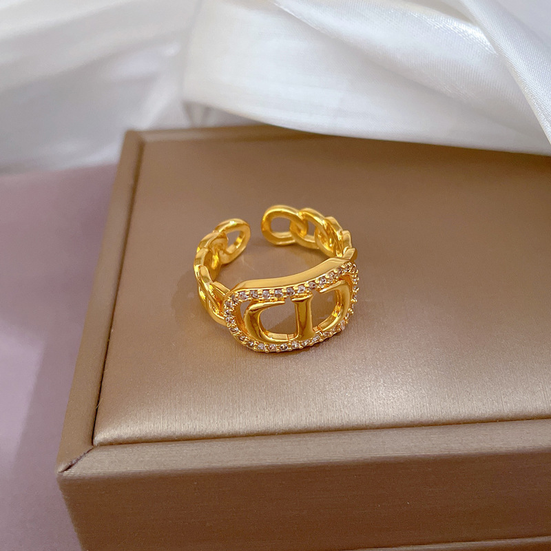 【 Real Gold 】 Couple rings, women's Instagram trendy and fashionable plain ring adjustable open ring, cool and unique style CD ring Application Scenario