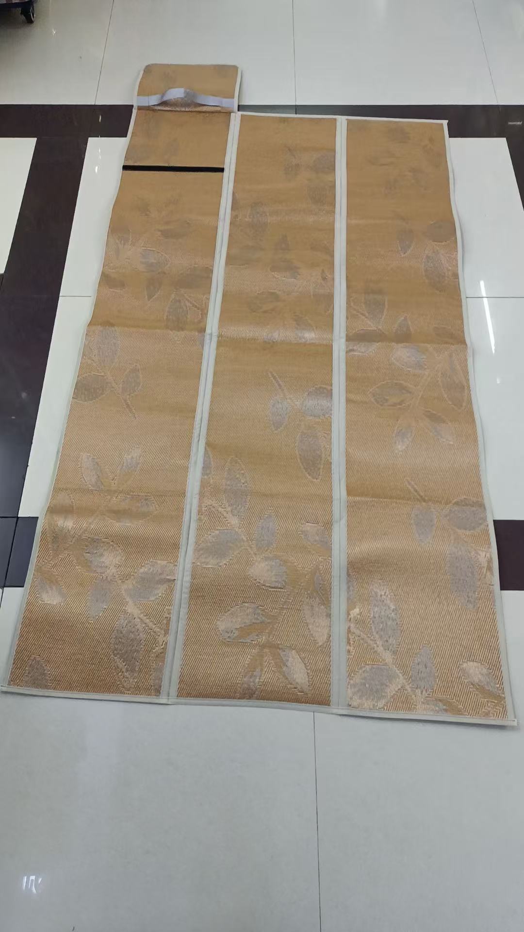 加厚铝膜冰丝席三折