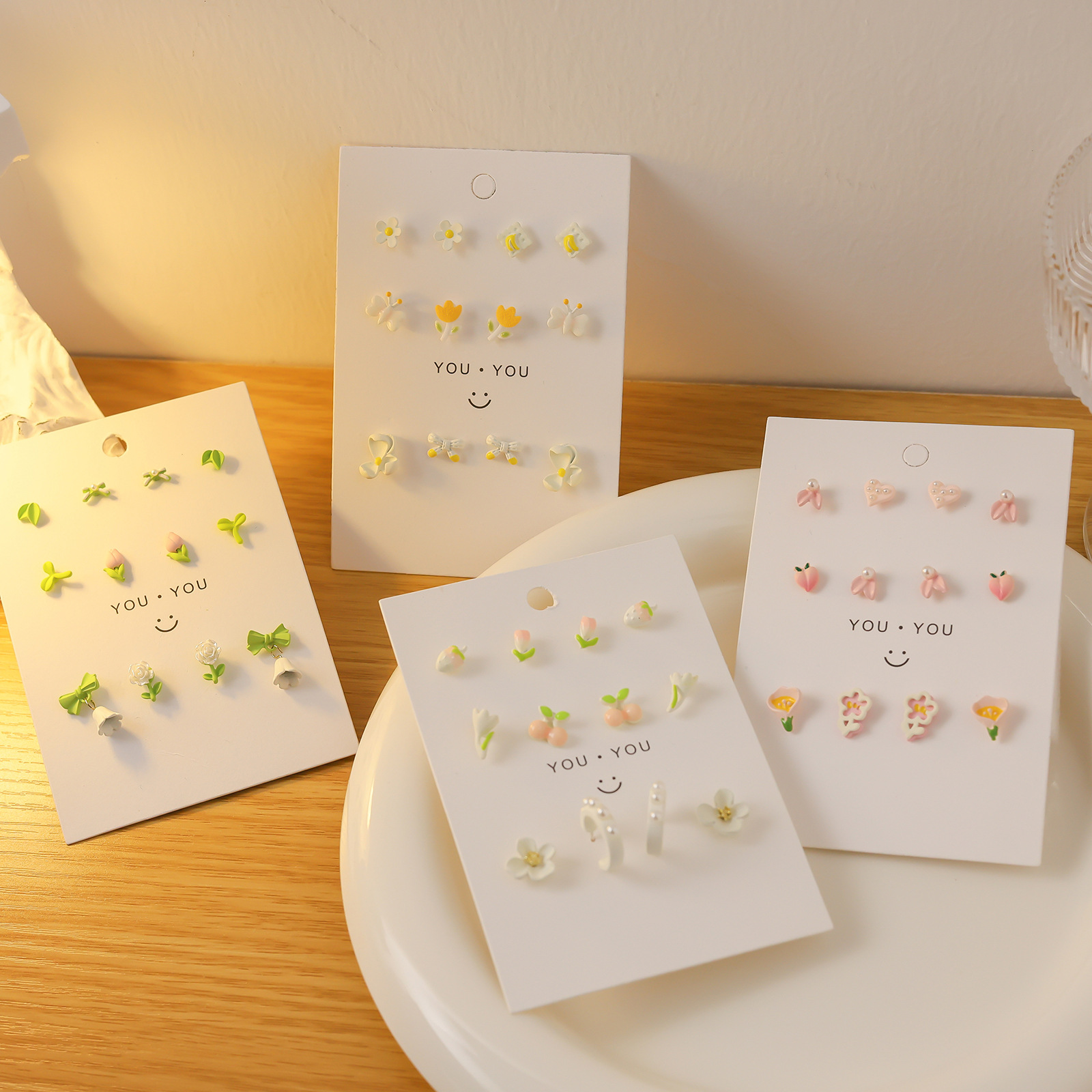 Summer fresh, small and exquisite student stud earrings set, versatile and fashionable earrings, daily exquisite earrings combination wholesale Application Scenario