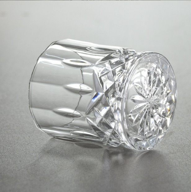 Glass whisky wine glasses, transparent glass wine glasses, European-style home bar diamond water glasses details Picture
