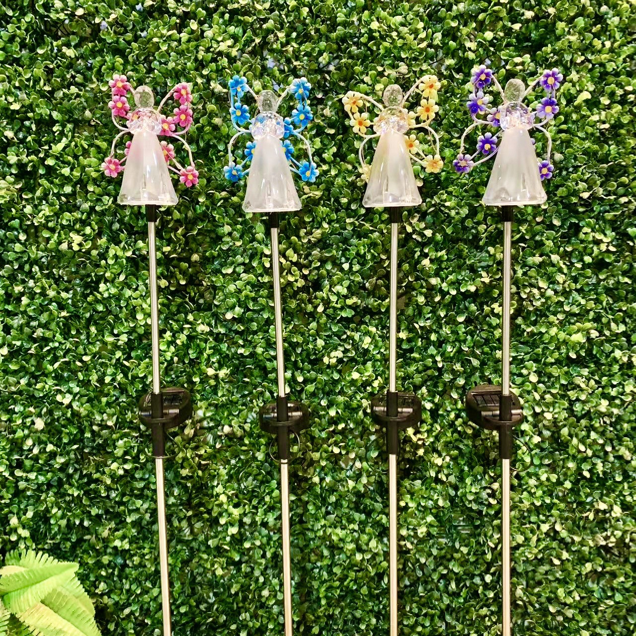 Solar-powered Angel Garden light, outdoor waterproof lawn pole light, LED villa courtyard decorative landscape light details Picture
