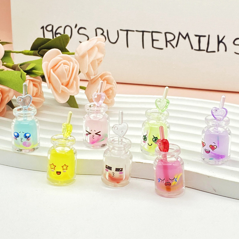 Creative cartoon cute expressions, light-absorbing juice cups, night-luminous DIY handcrafted keychains, student schoolbag pendants and accessories details Picture