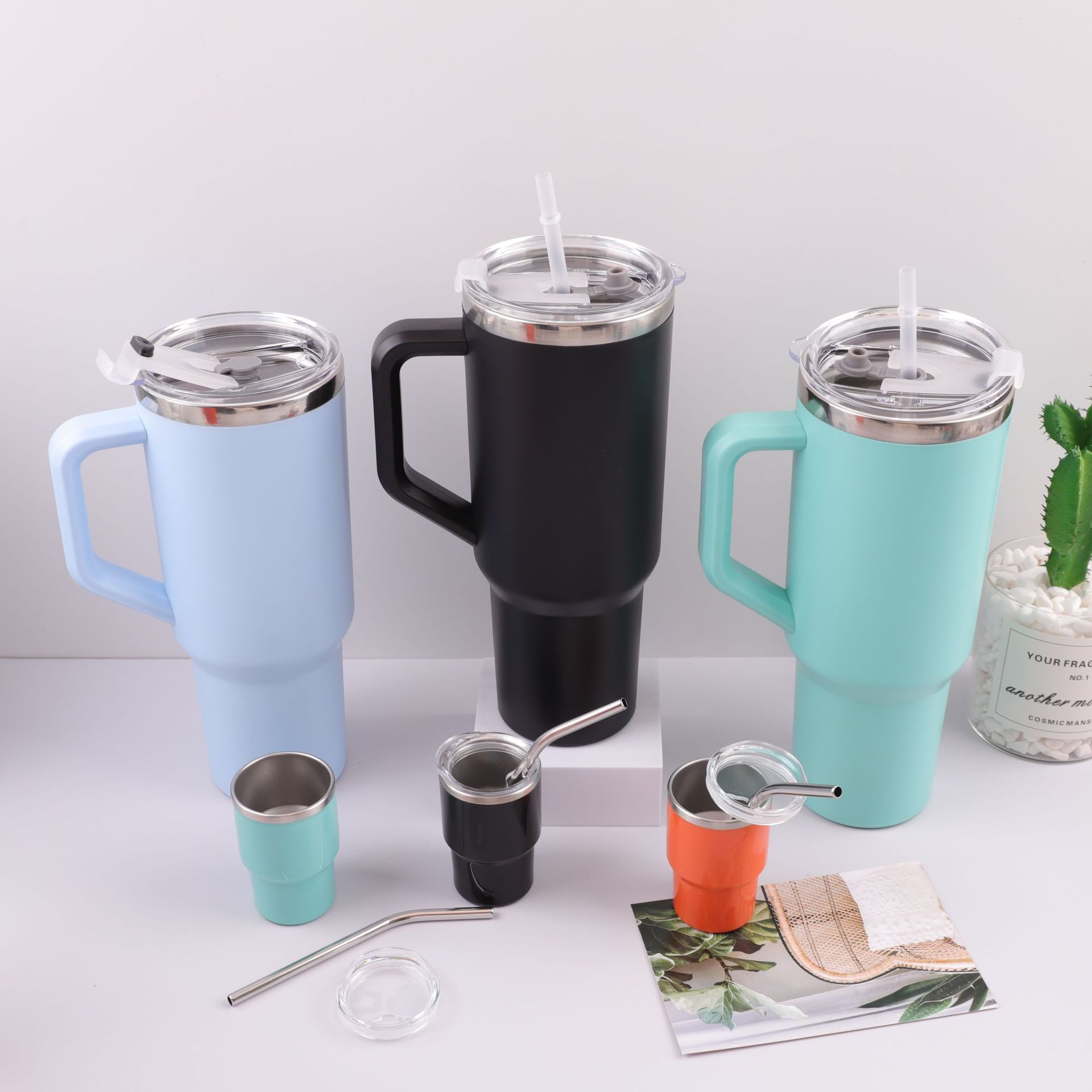 Wholesale of cross-border new 30oz set of stainless steel straw car cups, double-layer large capacity outdoor sharing small cups Application Scenario