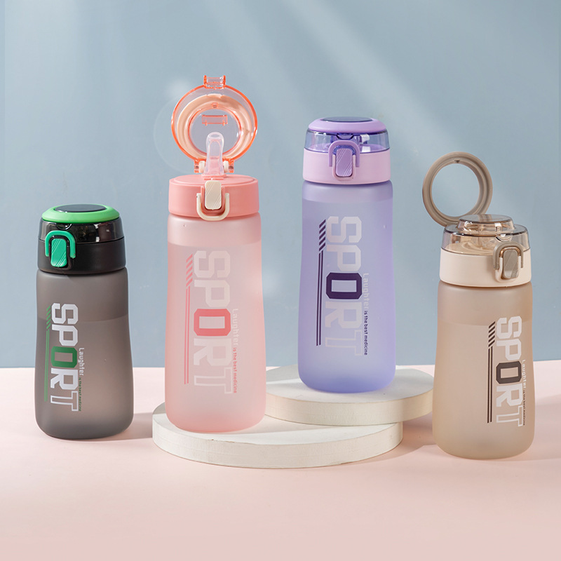 Yitong Fashion's new outdoor plastic cups, girls' casual cups, high appearance level portable pop-up lid frosted water cups wholesale full figure