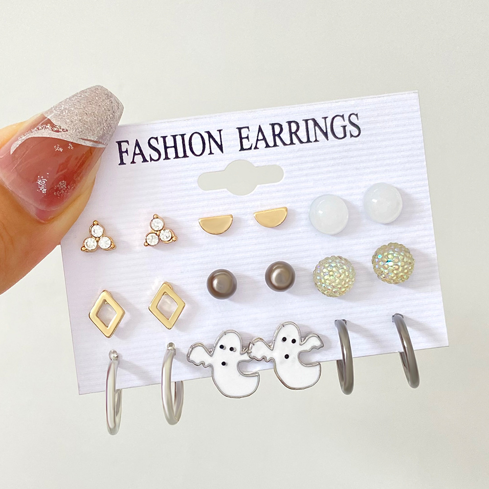 European and American cross-border bat skull spider pumpkin stud set, funny Halloween earrings and accessories wholesale Specification drawing