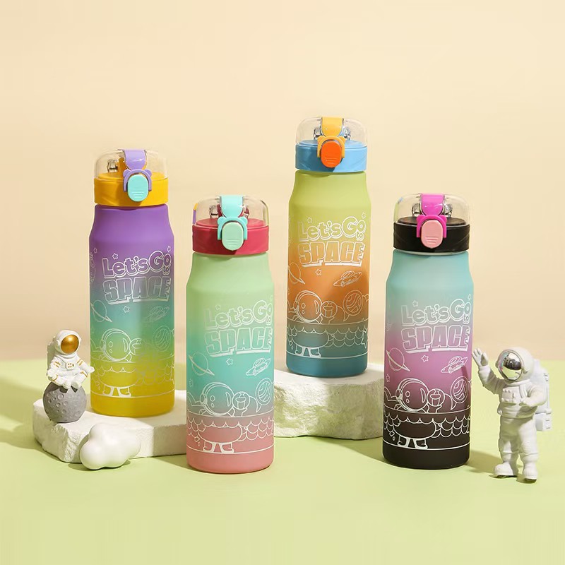 Direct drinking plastic cup, cross-border travel cup, 600ml frosted gradient juice milk tea cup, cute water bottle, adult gift full figure