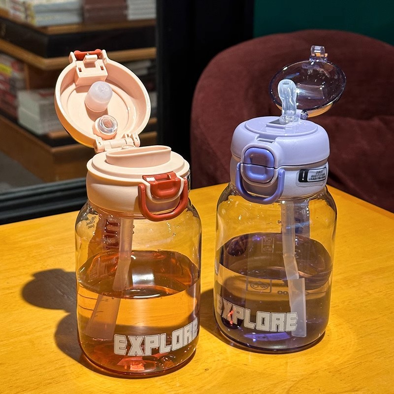 The new summer gradient water cup has a high appearance level. It is a double-drinking straw cup for outdoor sports for both male and female students and is suitable for children's water bottles Item Picture
