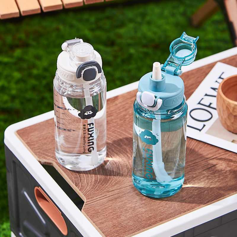 Customized space cups, portable water bottles for outdoor sports and fitness, large plastic cups with high appearance standards, wholesale summer straw cups full figure