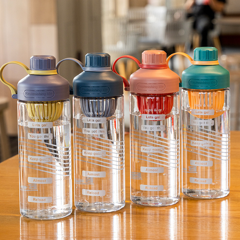 Customized manufacturer's simple and high-temperature resistant plastic cups for office use, portable handle water bottles, large-capacity water cups with filters full figure