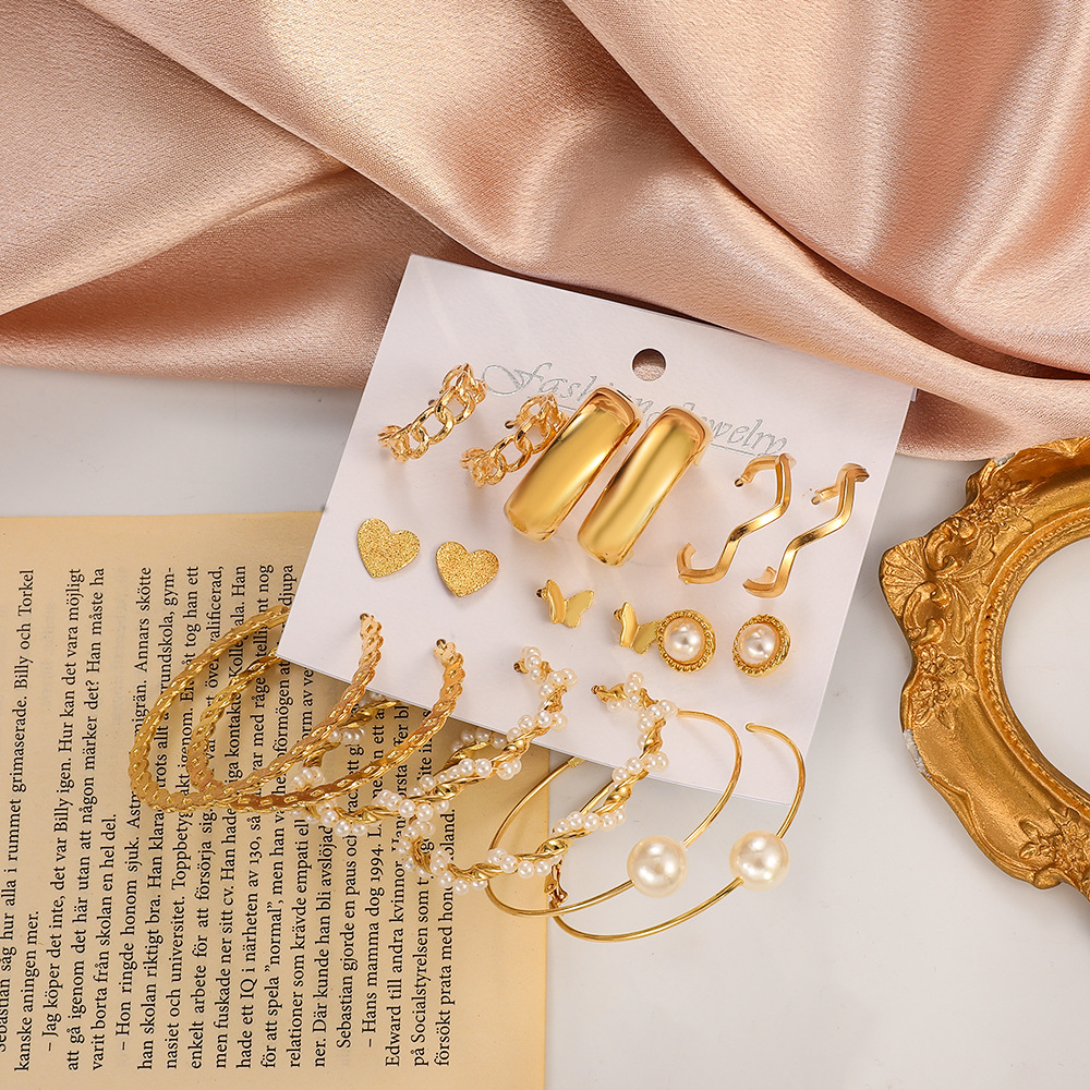 New cross-border exaggerated imitation pearl earrings 9-piece set, European and American ins retro alloy geometric ear ring set earrings details Picture