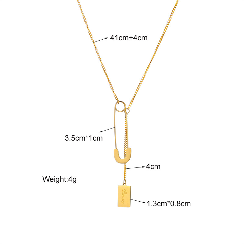 A simple and versatile cold style necklace with a unique and fashionable European and American design, featuring a metal chain, square tag, pin and pendant Application Scenario