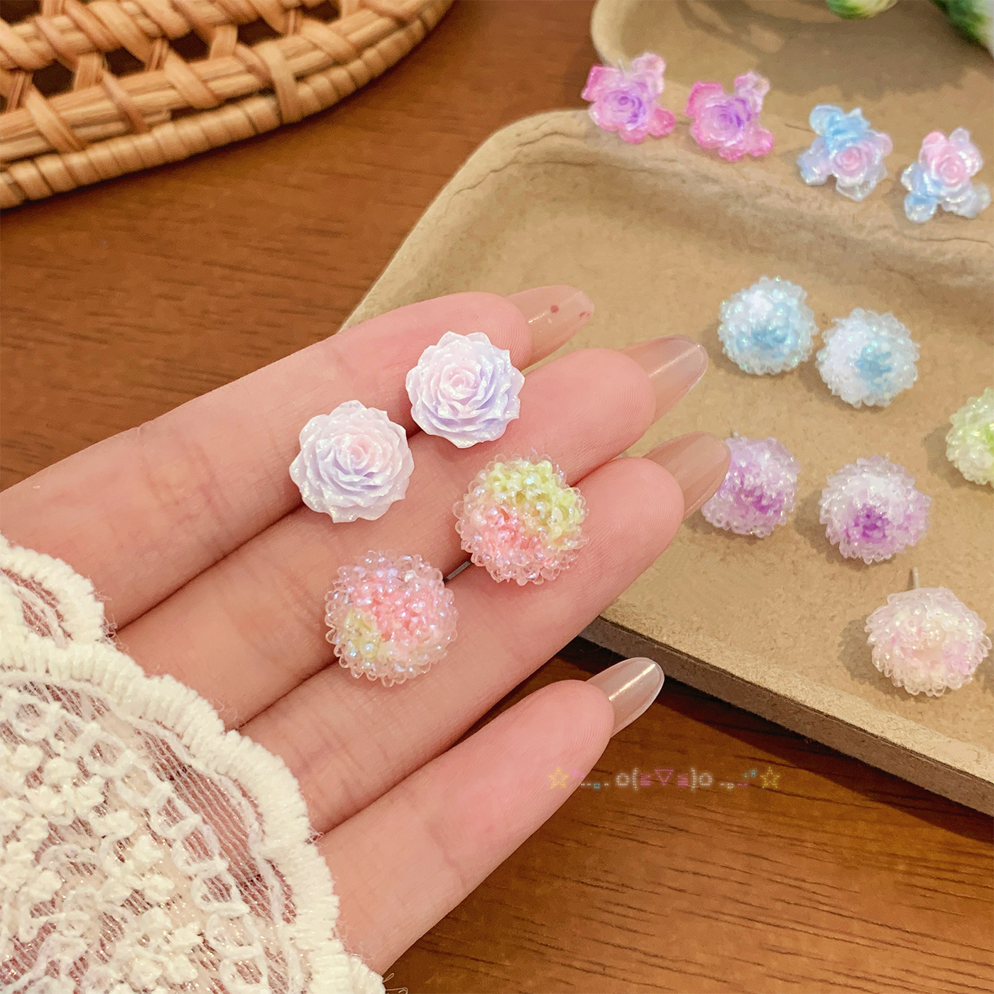 Gradient color resin rose ear studs, women's silver needles, small, light luxury, high-end, exquisite, sweet and super fairy-like earrings Application Scenario