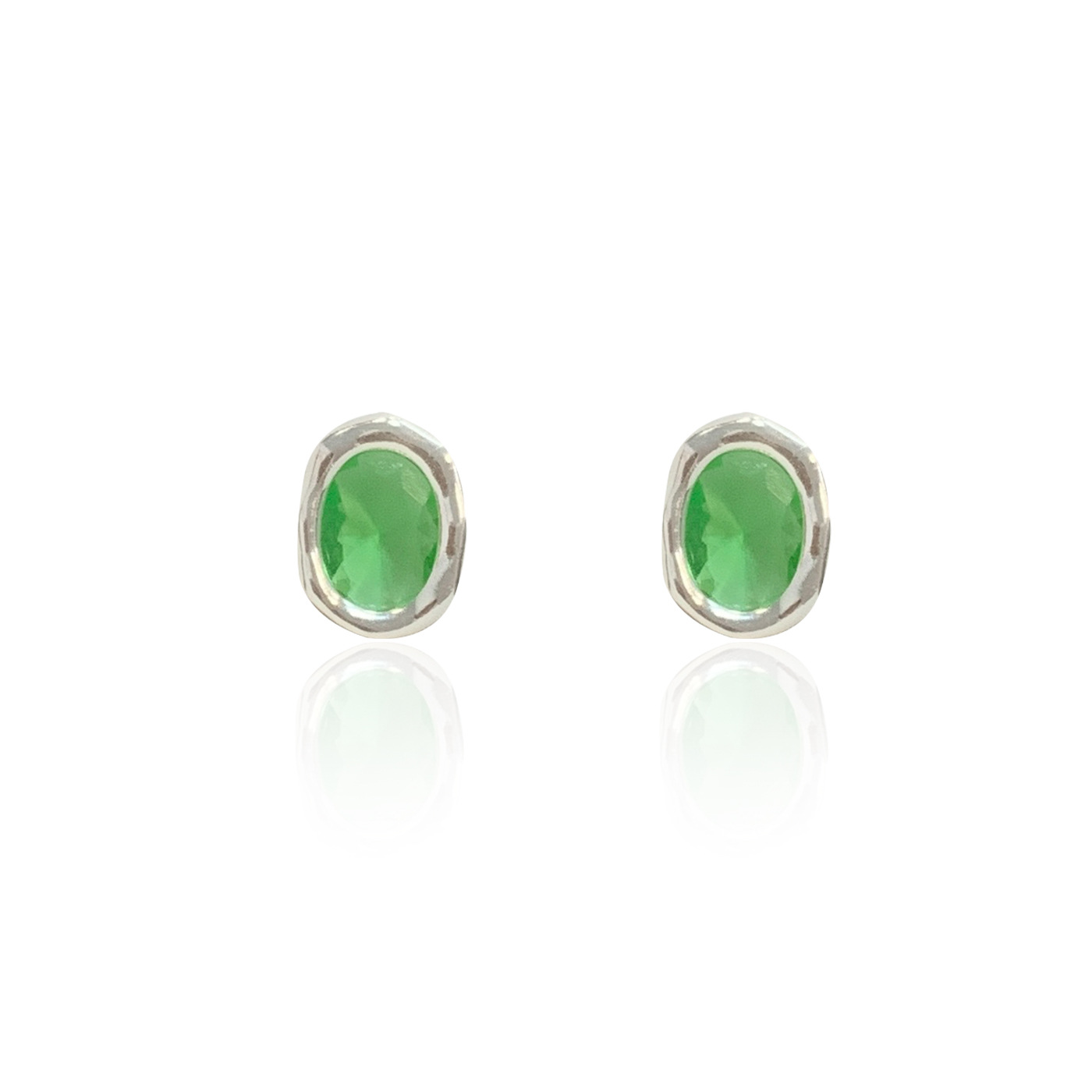 Korean-style sea blue green copper slightly inlaid zircon oval stud earrings, women's silver needle, fresh and fair, elegant and simple daily earrings Item Picture