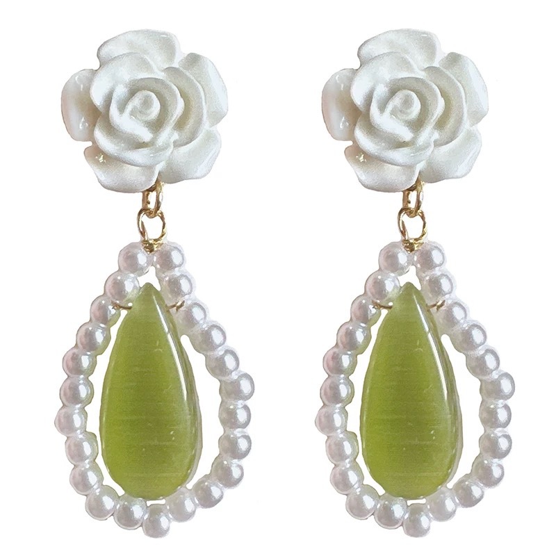 Fresh green gradient stud earrings for women, new style in 2025, sweet and versatile flower earrings, high-end zircon earrings Item Picture