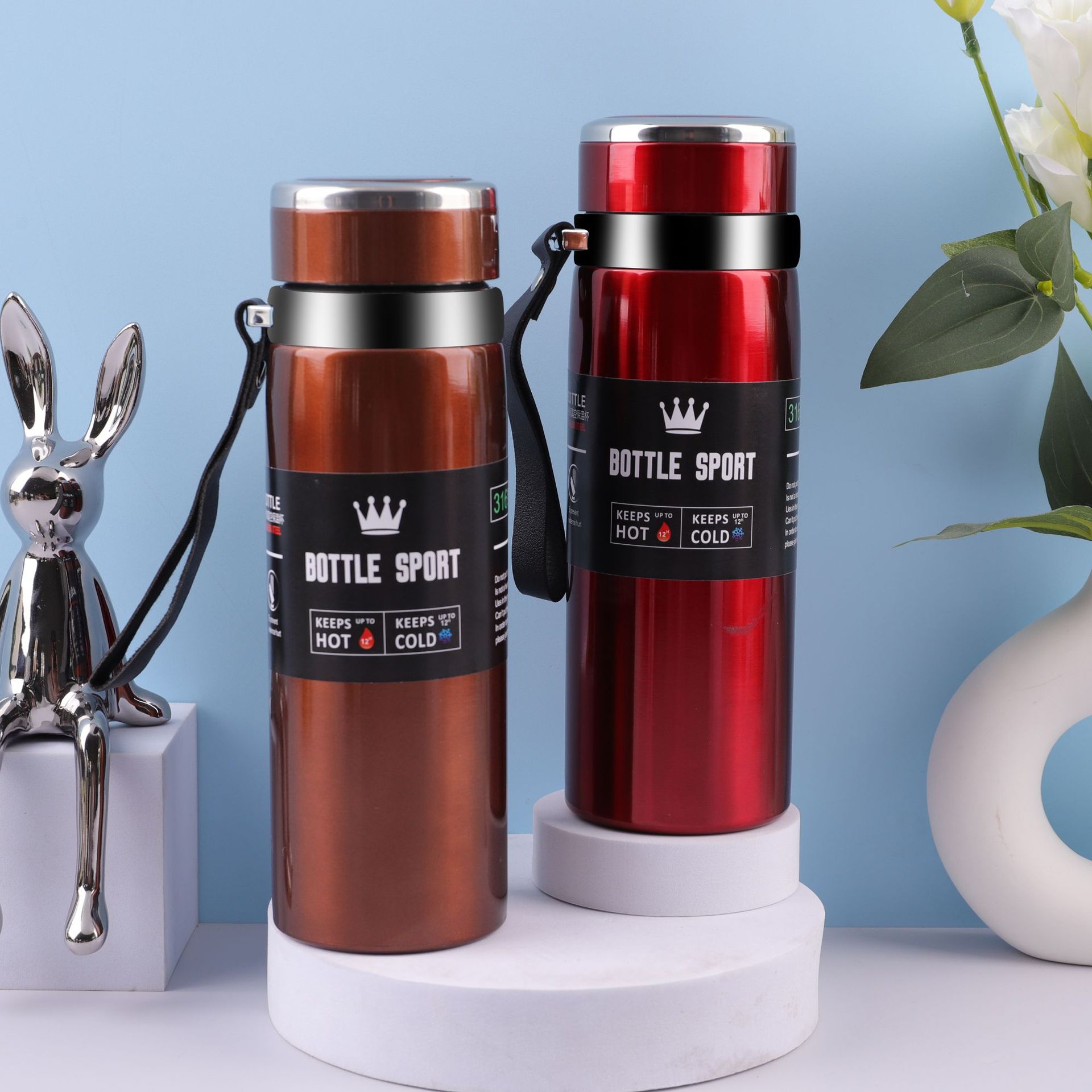 Cross-border 316 stainless steel insulated cup, large-capacity outdoor portable sports water bottle with handle rope, business gift cup Application Scenario