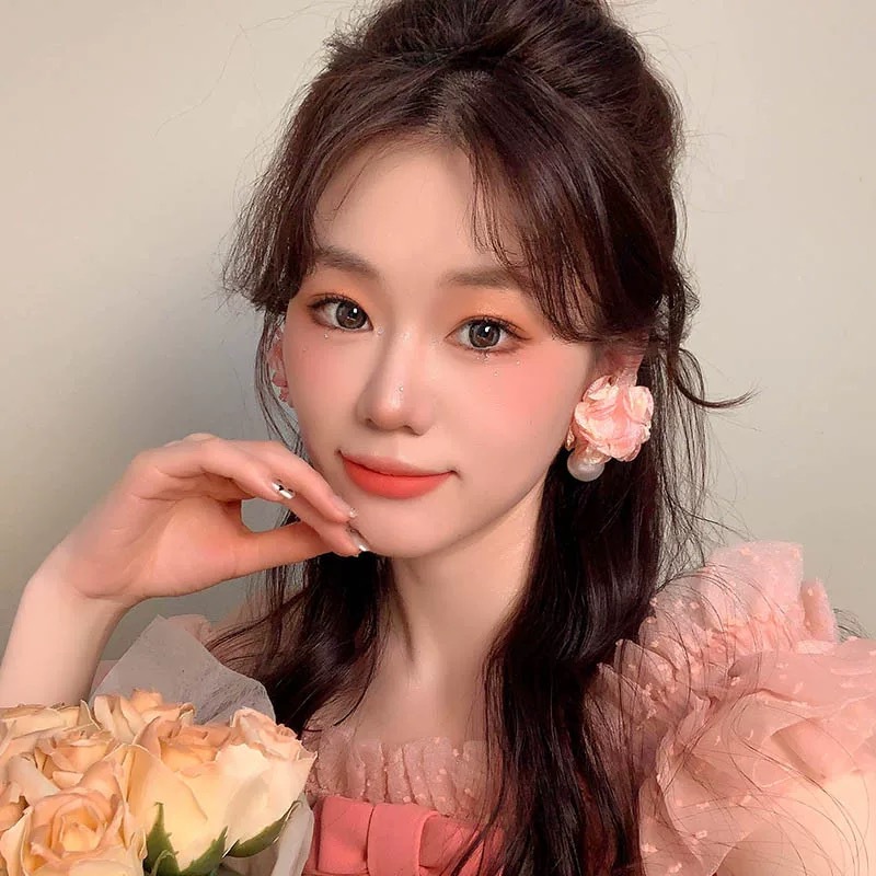 Pink tulle flower earrings for women, 2025 new long tassel style, elegant stud earrings, internet-famous high-end earrings, summer Application Scenario