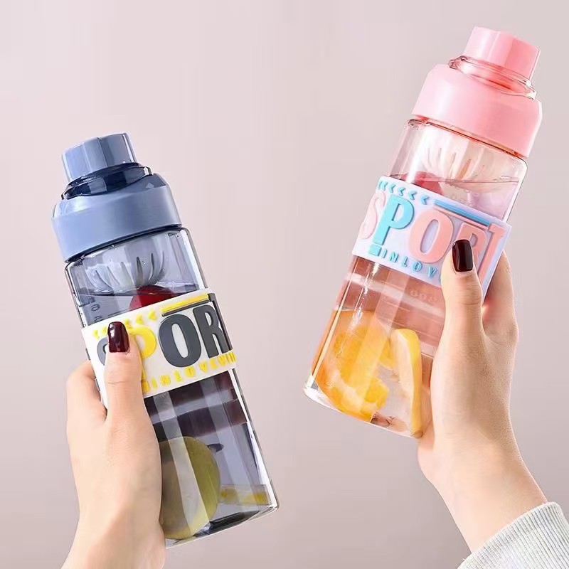 Aishang Cup, Aite Sports Water Cup, Warm Hand Cup, Men's and women's Portable Cup, Outdoor Plastic Water Cup, Portable hand-held cup Application Scenario