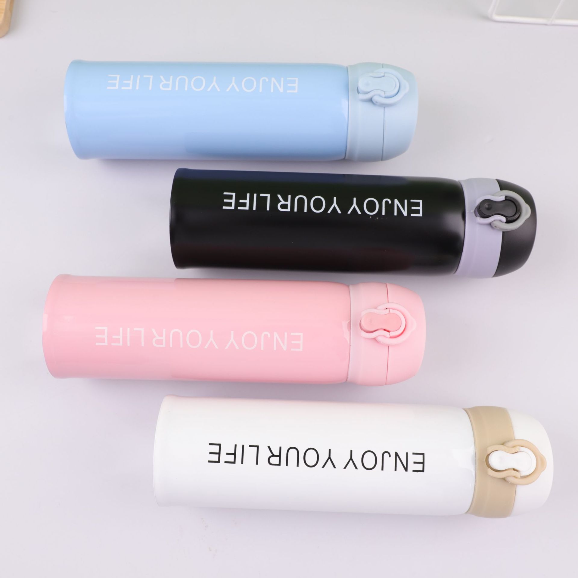 New stainless steel bouncing cups, insulated cups, household creative gift cups and couple fashionable water cups for cross-border use in Southeast Asia Application Scenario
