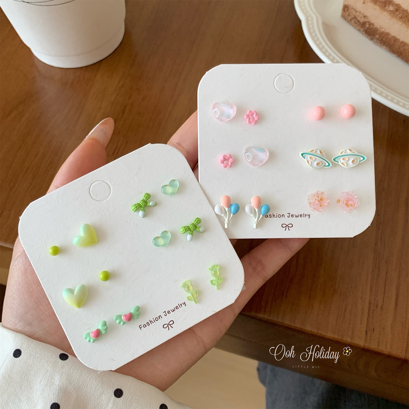 Summer fresh and cute Little Bear balloon Stud six-piece set for girls silver needle, small, cute and versatile student earrings full figure